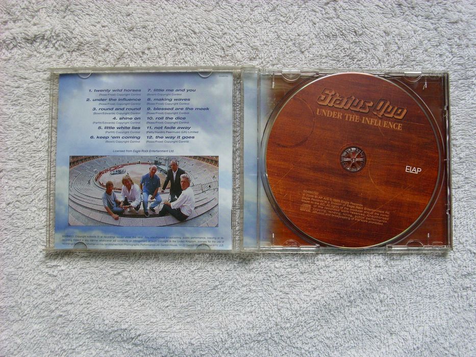 Status Quo - Under The Influence
