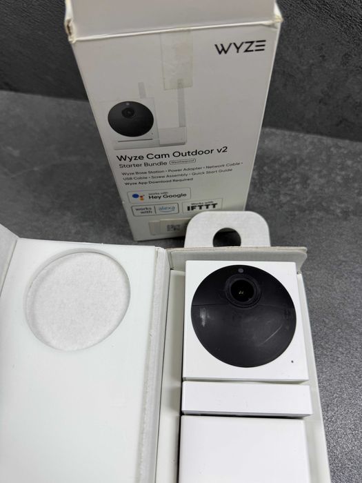 Бездротова камера Wyze Cam Outdoor v2 Акумулятор /IP65 / Нічне бачення