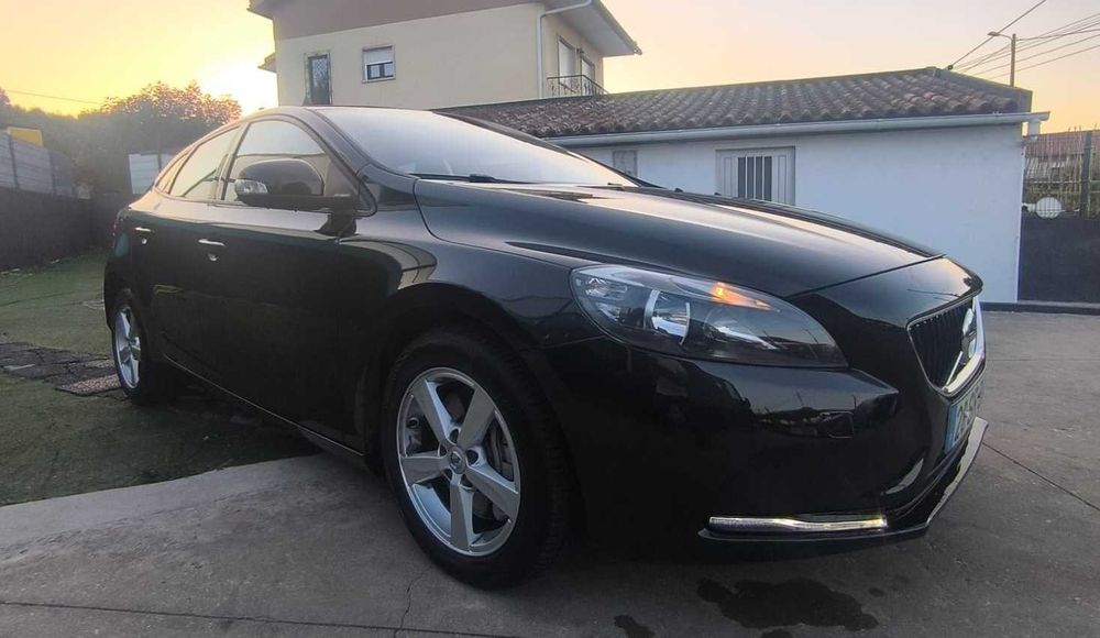 V40 2.0 D2 Inscription Geartronic 120cv cx Aut. — photo 5
