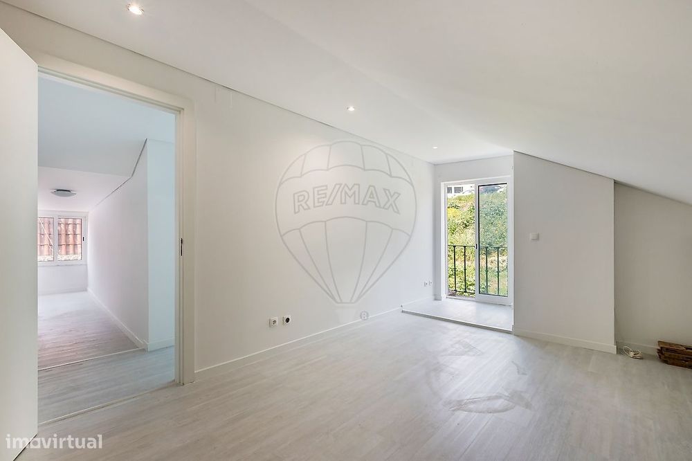 Charming 2-Bedroom Apartment for Sale