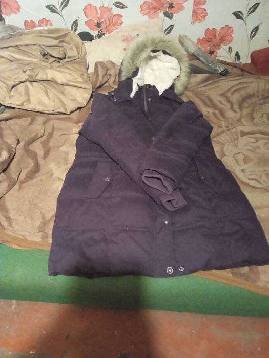 Продам теплую очень куртку