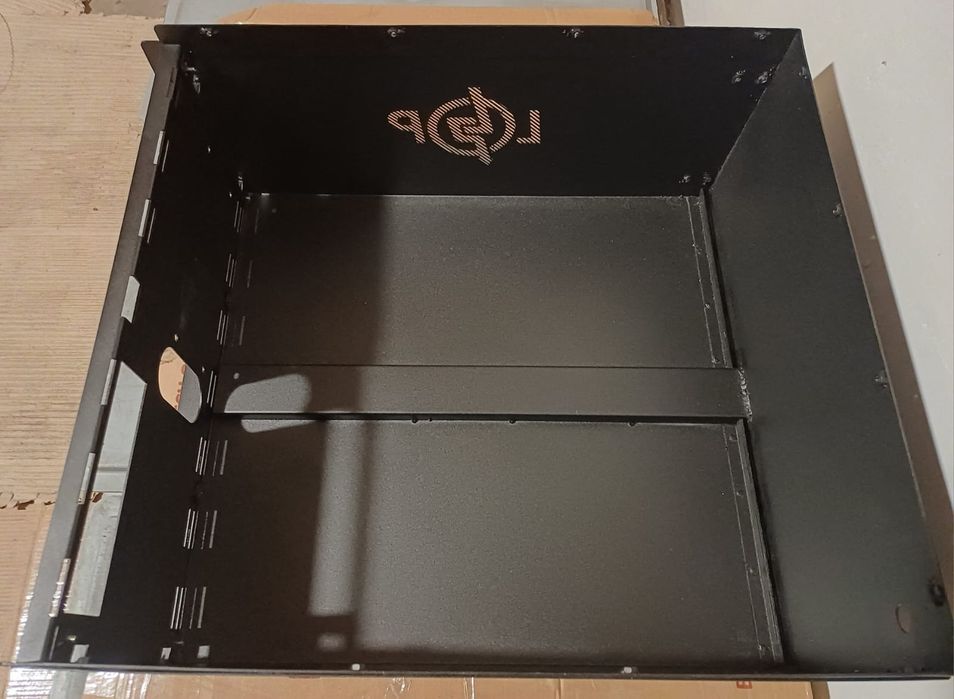 Високоточне зварювання (зварка) при застосуванні зварювальних роботів