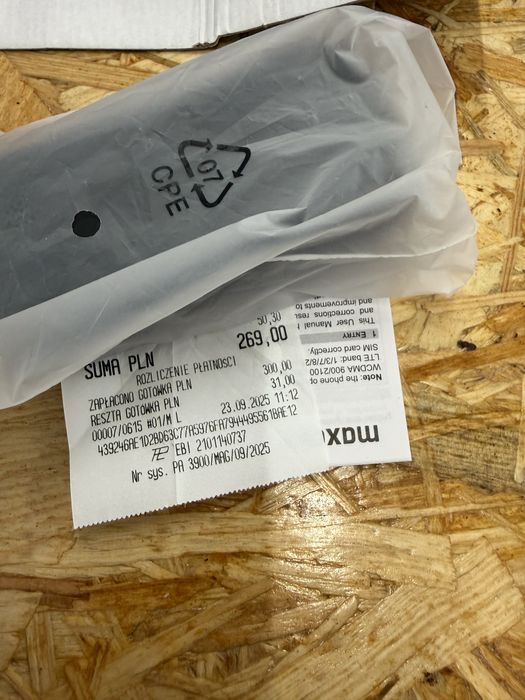 Telefon z klapka Maxcom MM834 na gwarancji, kupiony 23.09.25r.