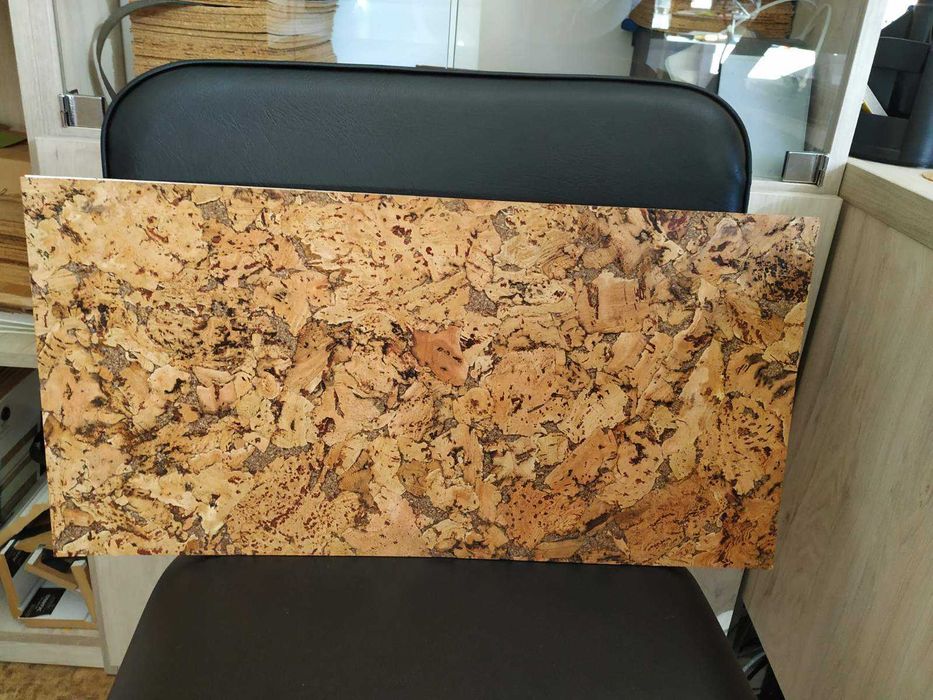 Пробковые обои, панели. Новинка от Bazalux (Пробковая подложка и пол)