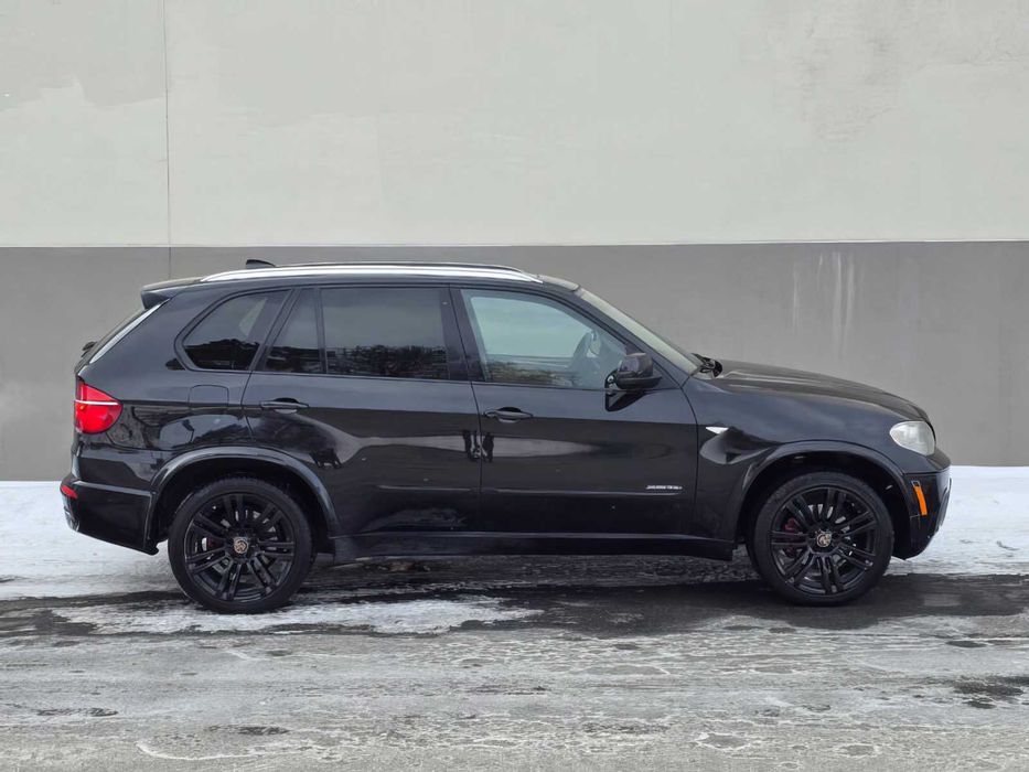 BMW X5 xDrive35i      2012