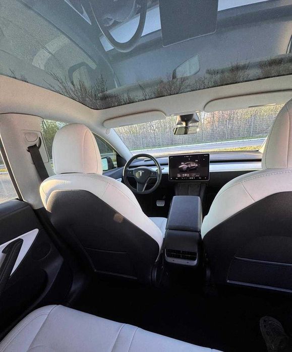 TESLA MODEL Y Performance 2022