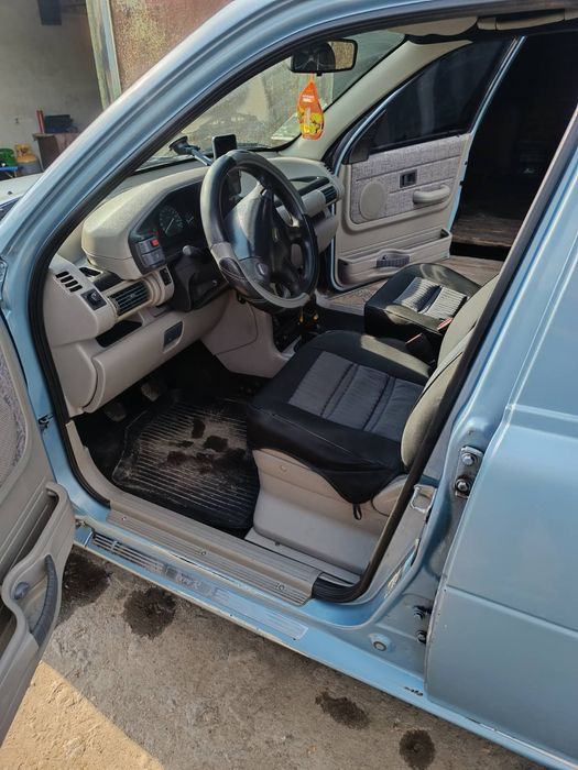 Land Rover 1.8 бензин