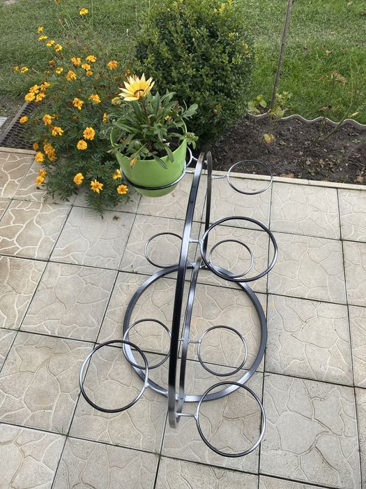 Подcтавка под вазони