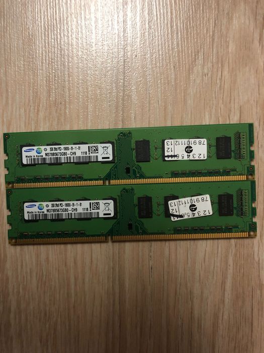 Модулі памʼяті ddr3/1333 2*2gb