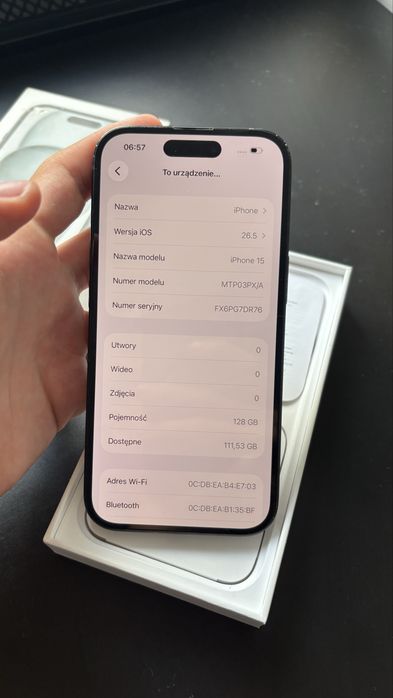 Iphone 15 / 128 GB / Czarny