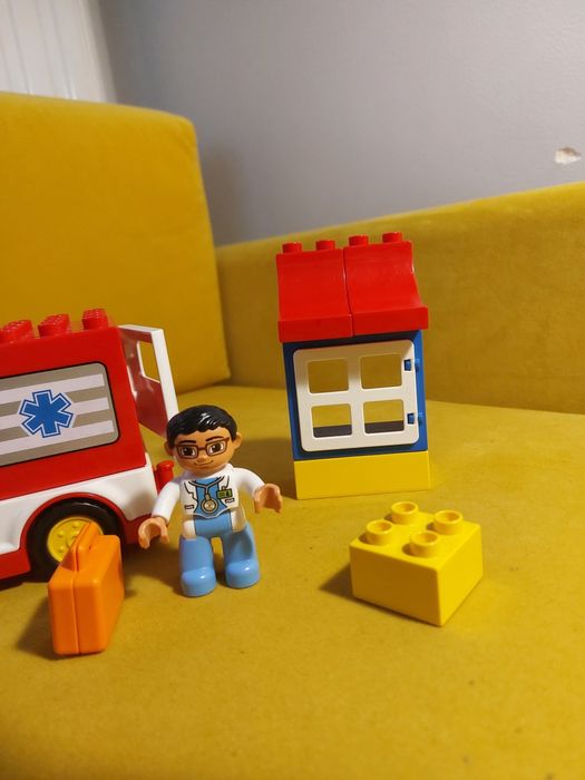 Lego Duplo 10527, karetka i lekarz