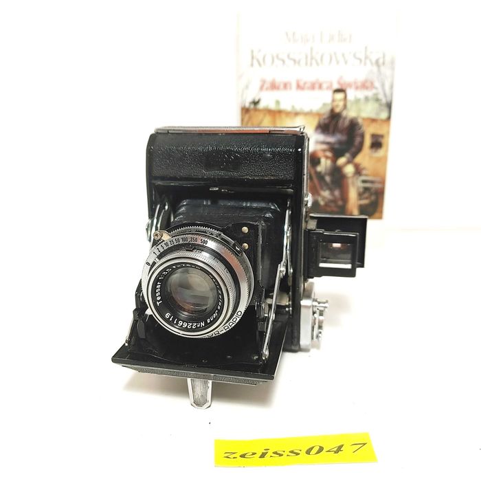 Aparat mieszkowy Zeiss Ikon IKONTA 521 Tessar 75mm 1:3,5 format 4,5x6 1/500
