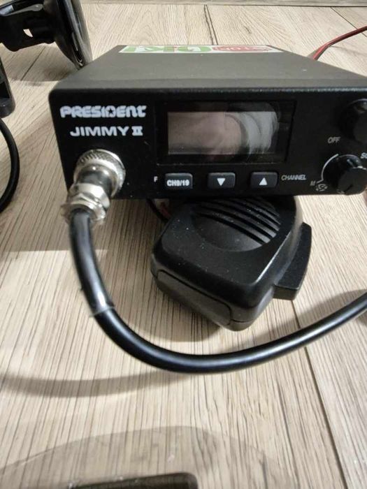 Zestaw Akcesoriów Samochodowych.  CB President, Kamera 70mai Okazja