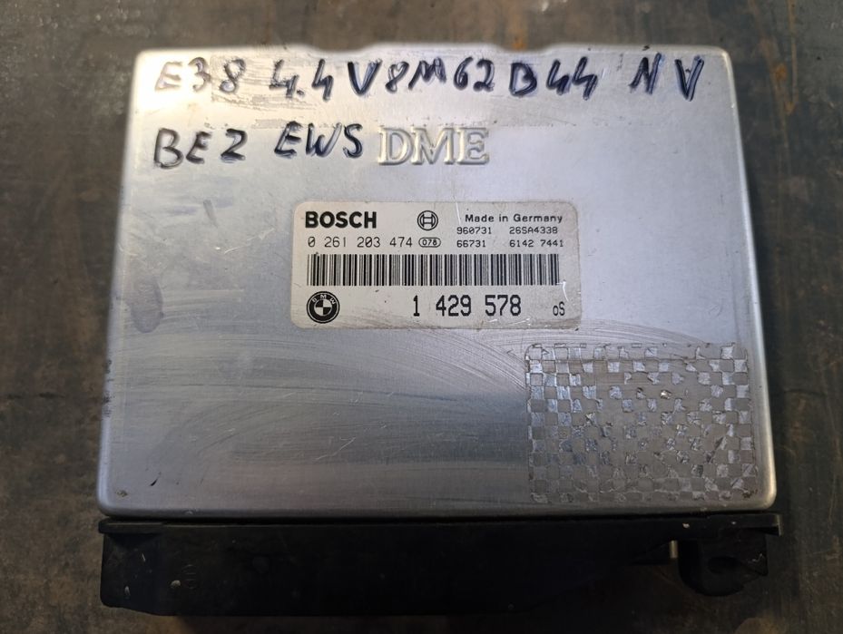 BMW E38 sterownik silnika m62b44 nv