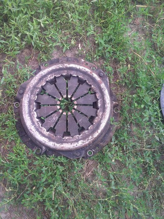 Продам корзину або диск зчеплення ваз-21099