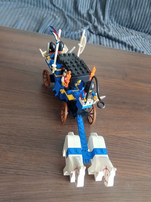 LEGO castle 6044 kareta króla
