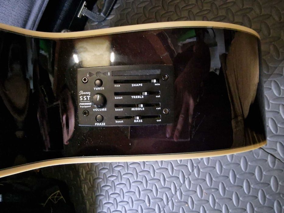 Guitarra Semi-Acústica 7 Cordas Ibanez