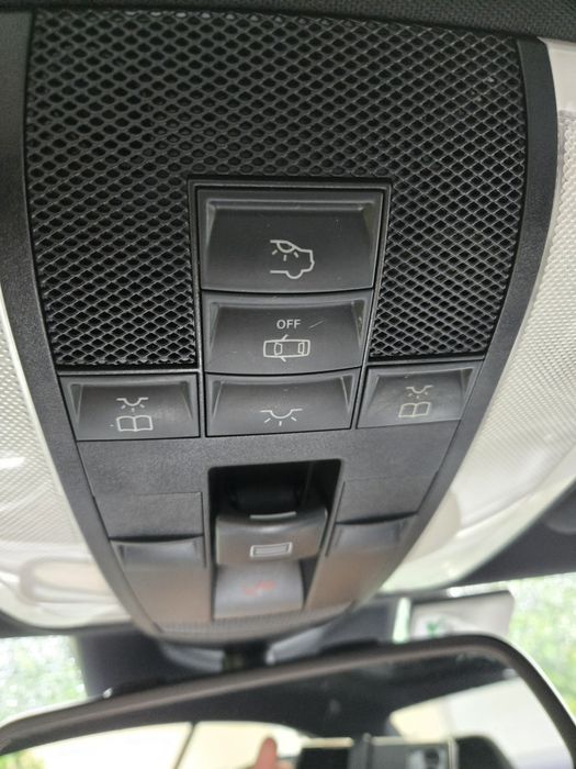 Mercedes-Benz E 250d Coupé (9G-Tronic)