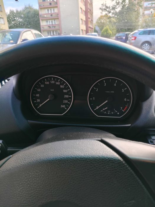 BMW SERIA 1 E87 2005