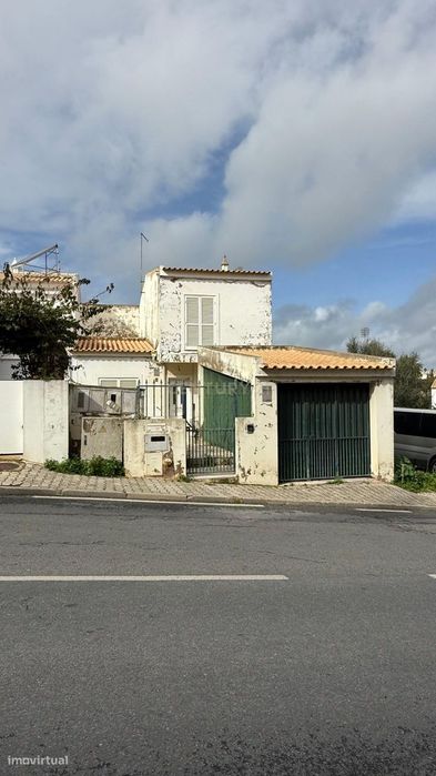 Moradia T3 Para Remodelação - Albufeira