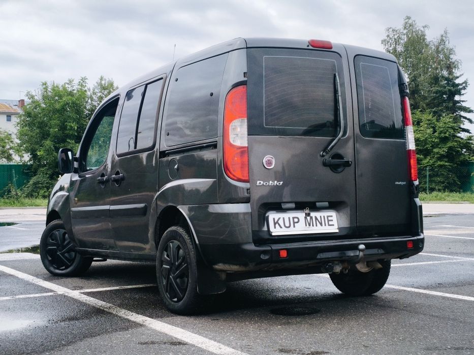 Fiat Doblo 1.9D // 2010 // Zadbany // Klima // 5-Osób // Hak // Raty // Zamiana //