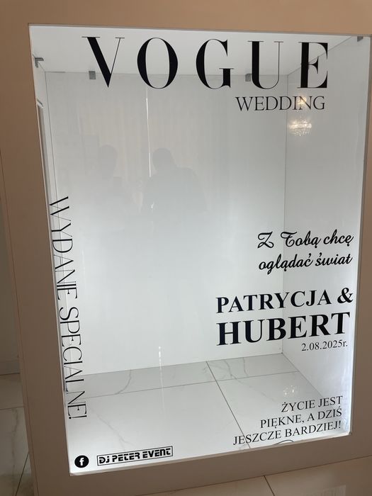 Sprzedam FOTOBOX Vogue solidny mobilny.