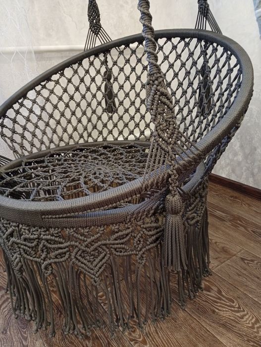 Підвісне крісло макраме