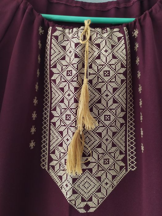 Вишиванка жіноча, плаття