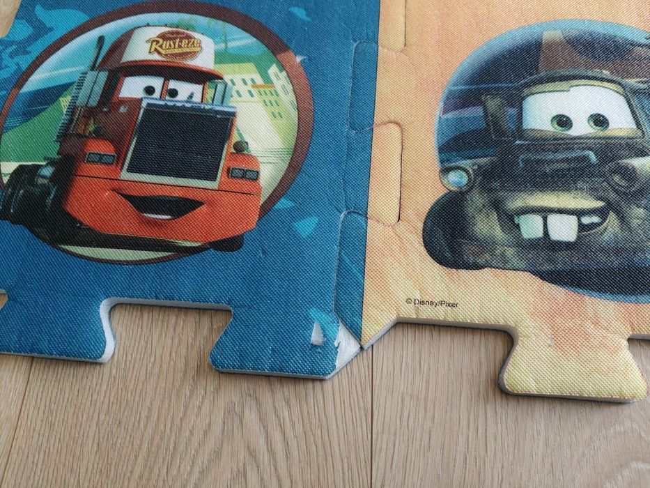 Puzzle piankowe Auta Zygzak McQueen