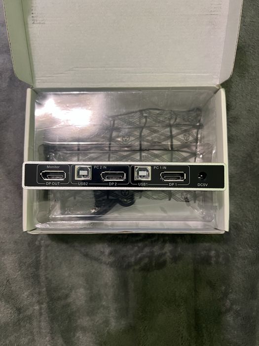 8K DP USB KVM Switch 2x1 Pro | Перемикач для 2 ПК на 1 монітор