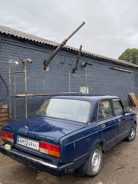 В продажі ваз 2107 1,5 карб,1986 року