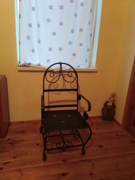 Стулья из металла со съёмными мягкими подушками