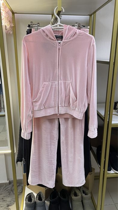 Велюровий костюм Balenciaga