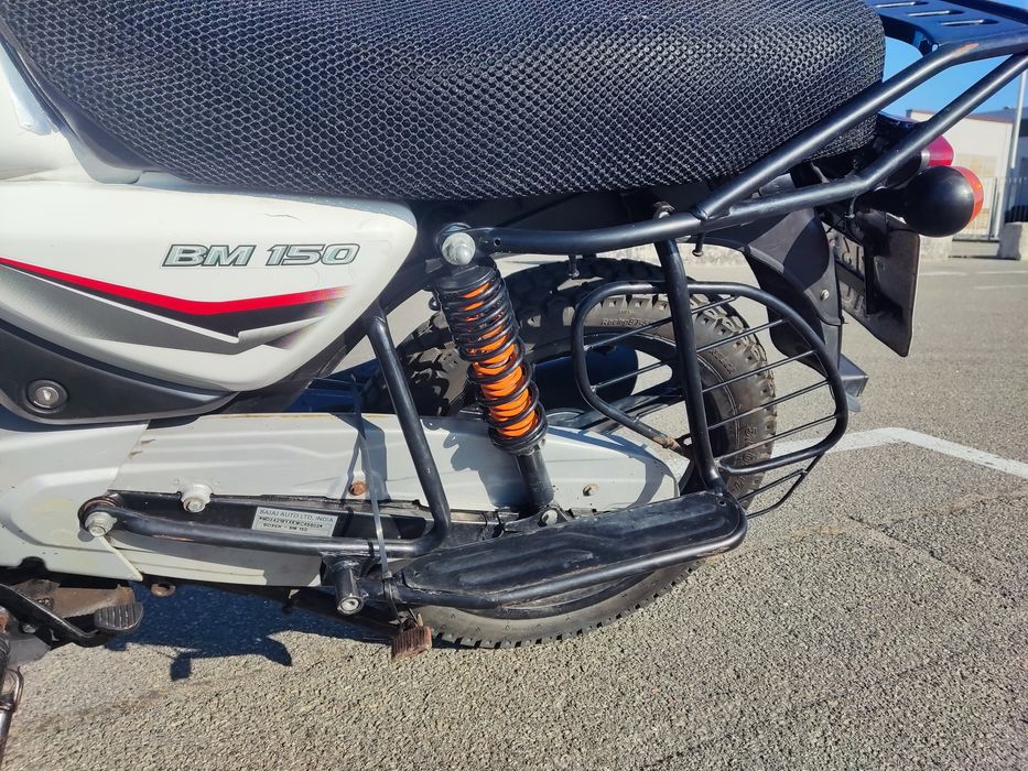 Bajaj boxer bm 150