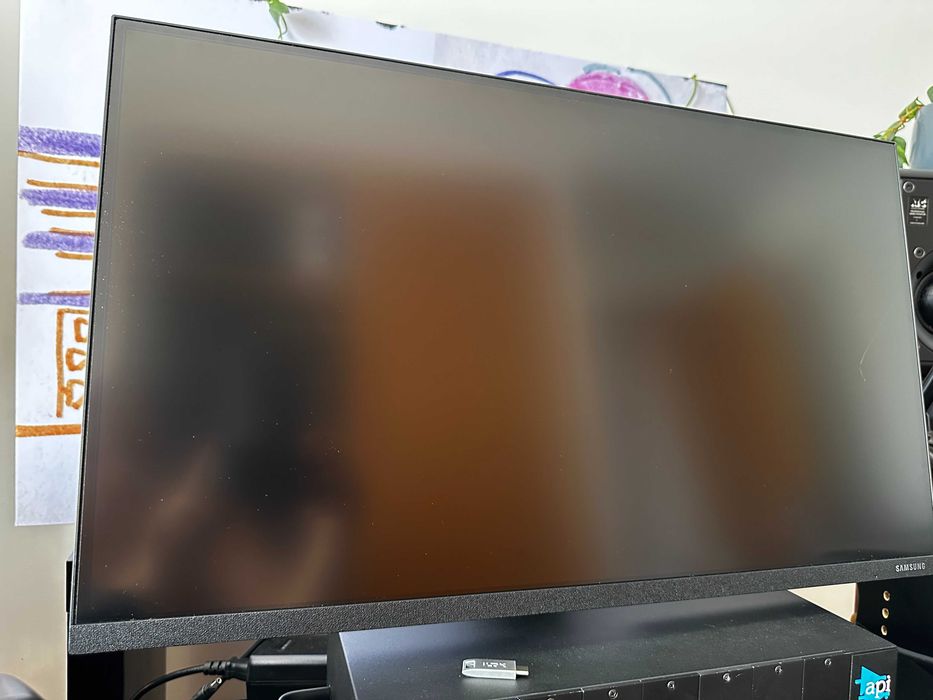 Samsung 27" Space Monitor SR75