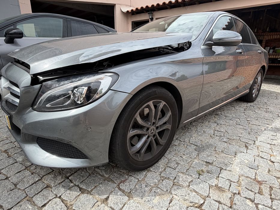 Mercedes c220 cdi avantgarde/ Nacional
