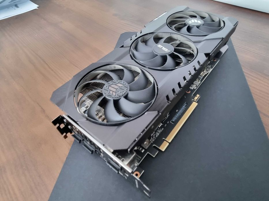 ASUS TUF Gaming RTX 3080 OC 10GB — Excelente Estado (Lisboa / Margem Sul)