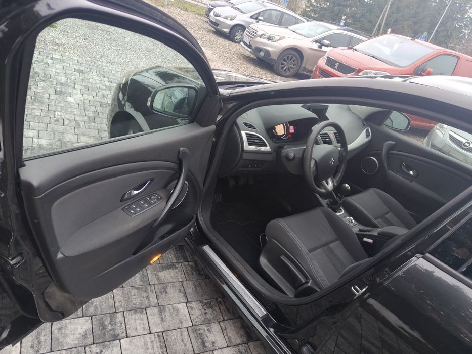 Megane, Xenon skrętny, navi, super stan