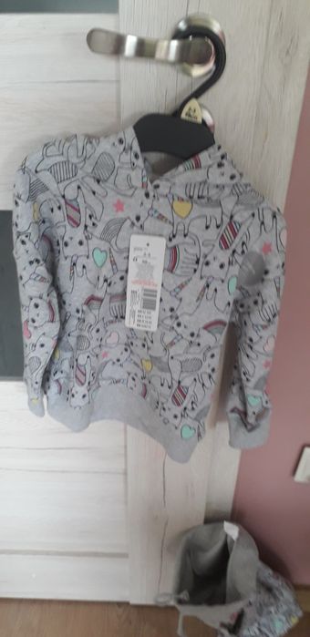 Dres dla dziewczynki.