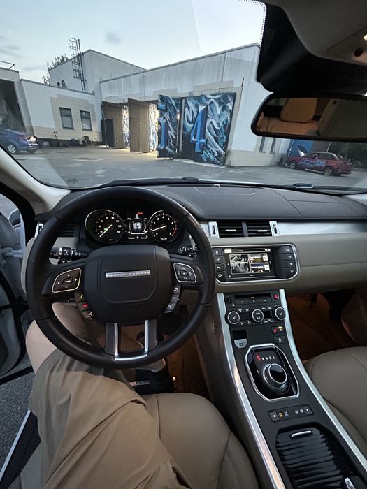 Range rover evoque