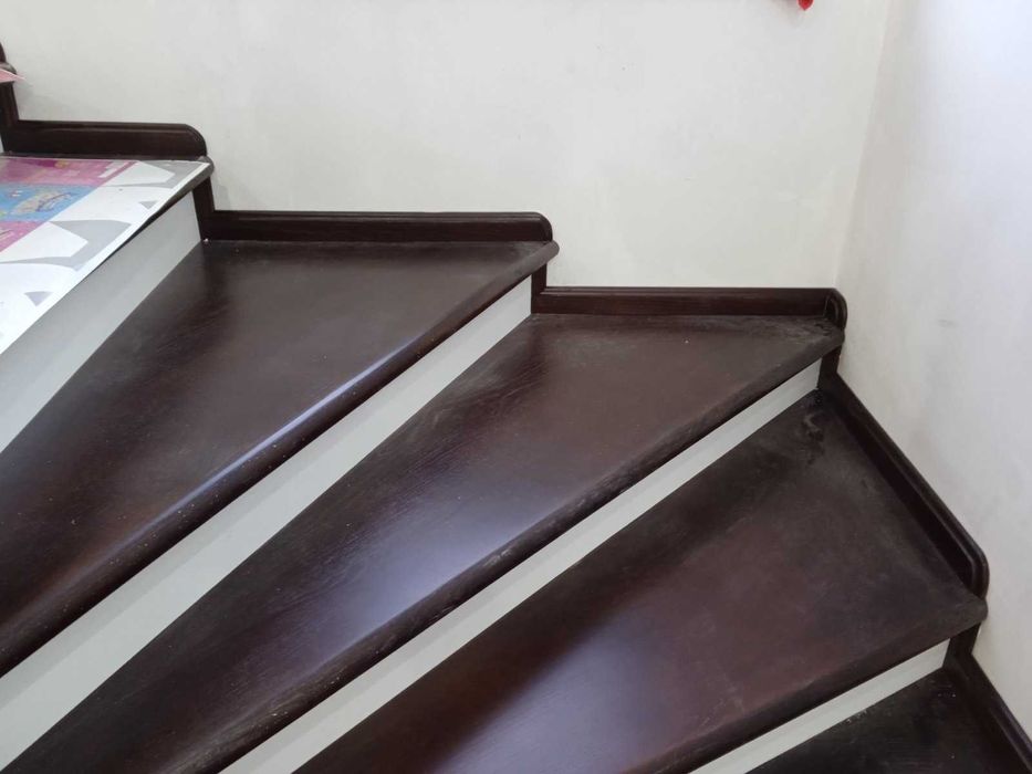 Сходи дерев'яні виготовлення монтаж зварювання каркасу