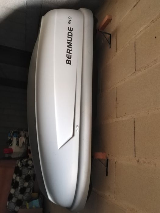 Bagageira bermude 910 de 330 L