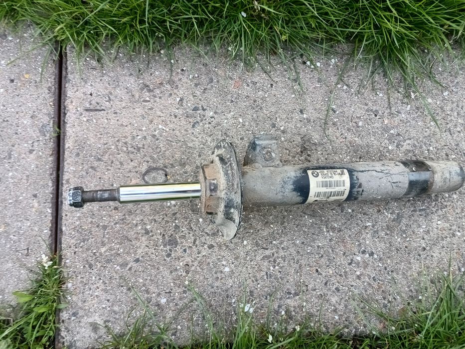 Bmw e46 330d амортизатор передний правый