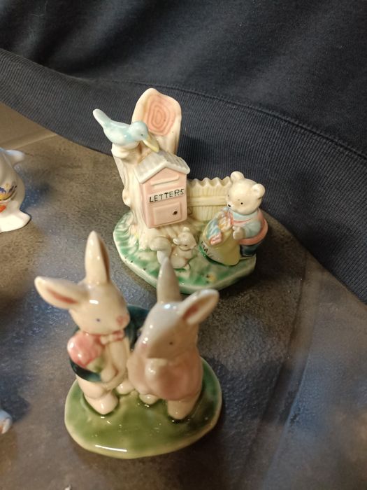 Figurki porcelanowe różne