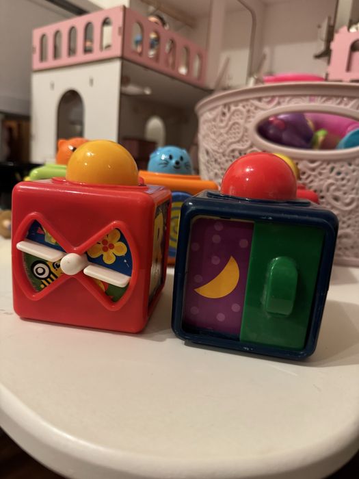 Рухомі кубики fisher price