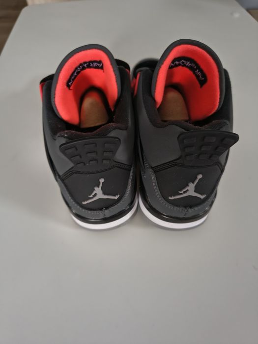 Buty Jordan 4 retro