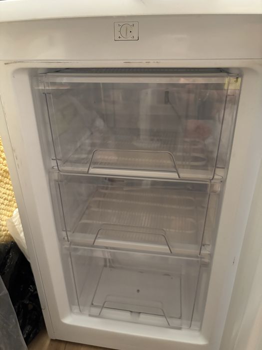 Arca vertical impecavel