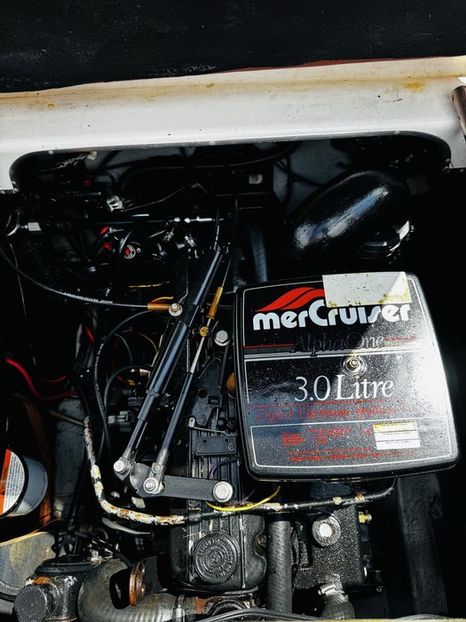 Barco Chaparral 1800SL optimo estado