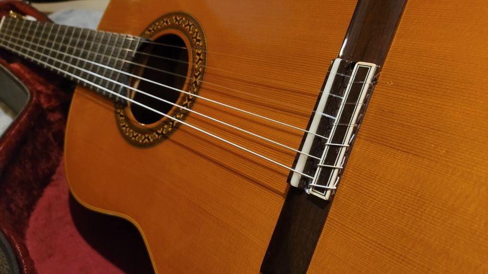 Guitarra clássica Aria Ak310
