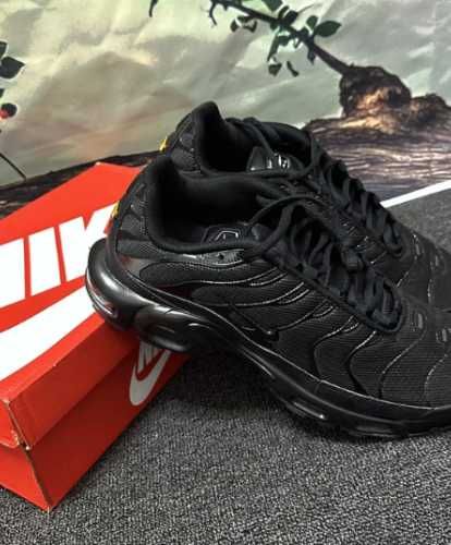 Buty Nike Air Max TN Plus Black R. 37.5